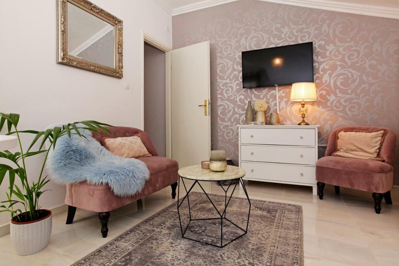 Apartment Ambroz Vela Luka Buitenkant foto