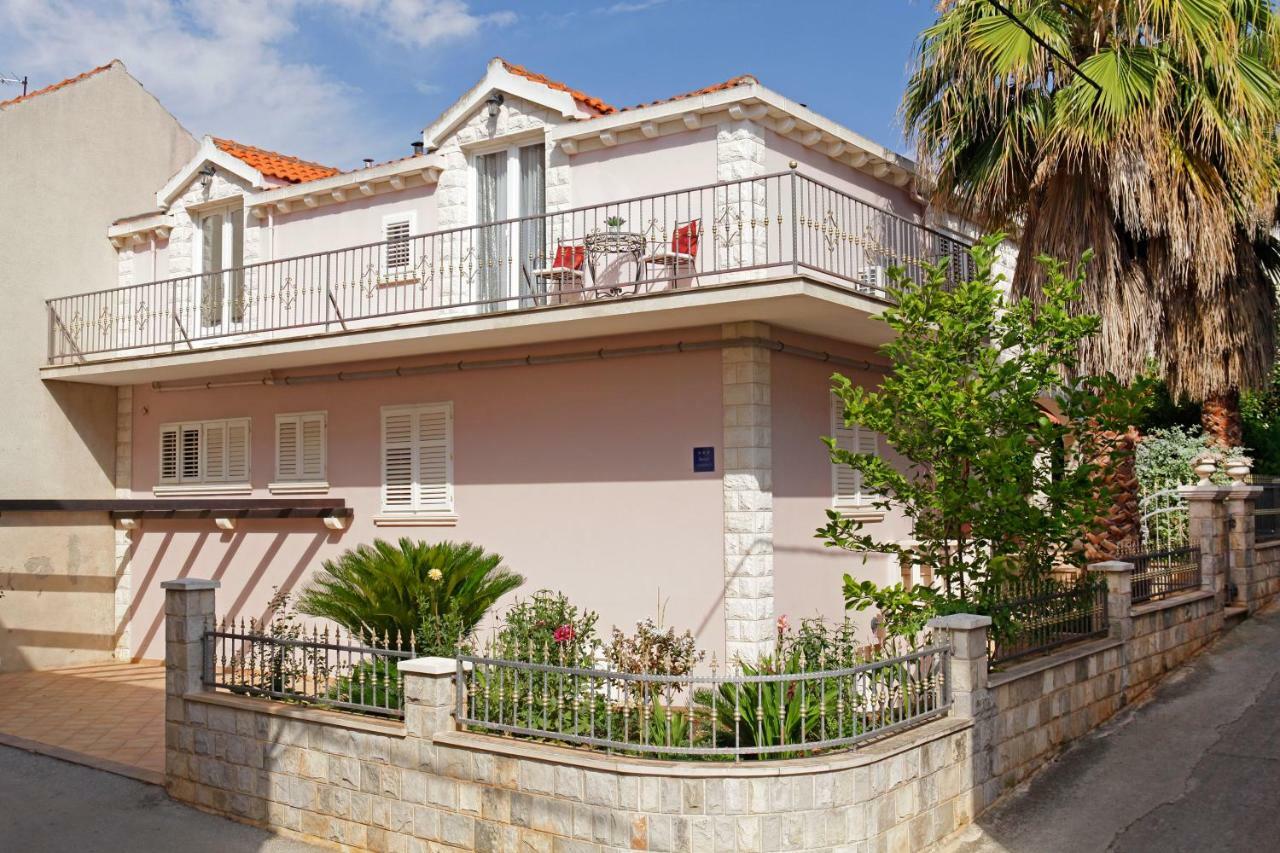 Apartment Ambroz Vela Luka Buitenkant foto