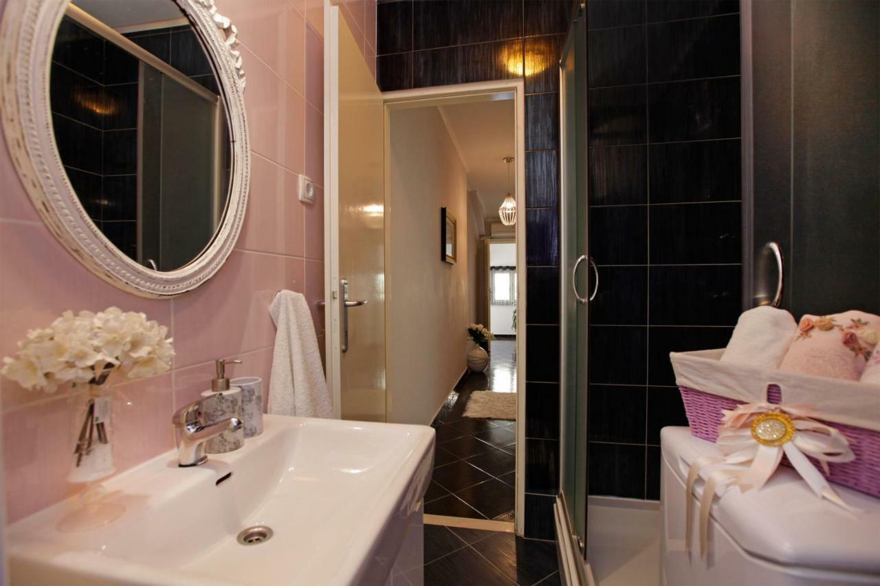 Apartment Ambroz Vela Luka Buitenkant foto